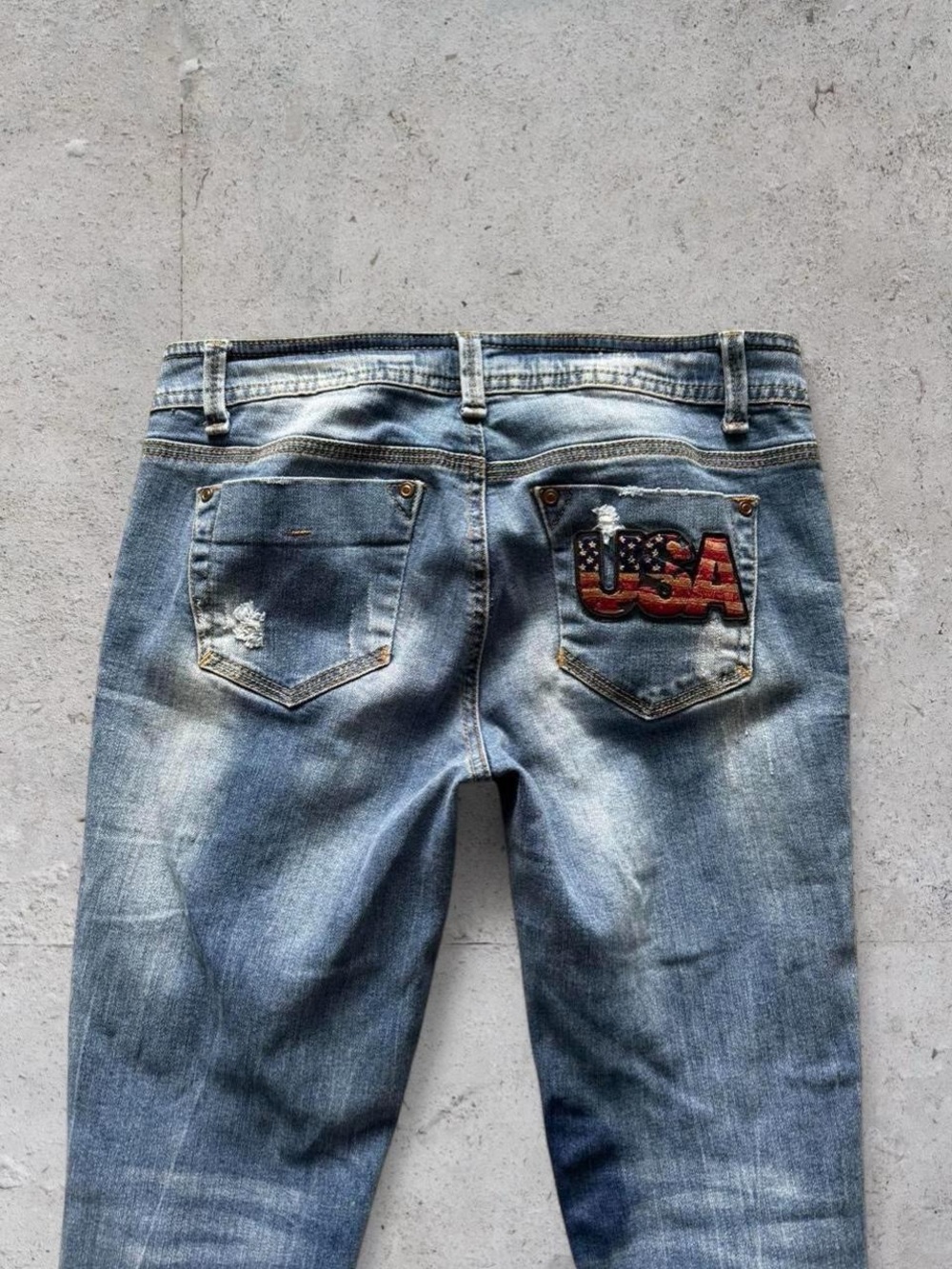 hot kiss low-mid rise distressed cat capri jeans with usa embroidery on back